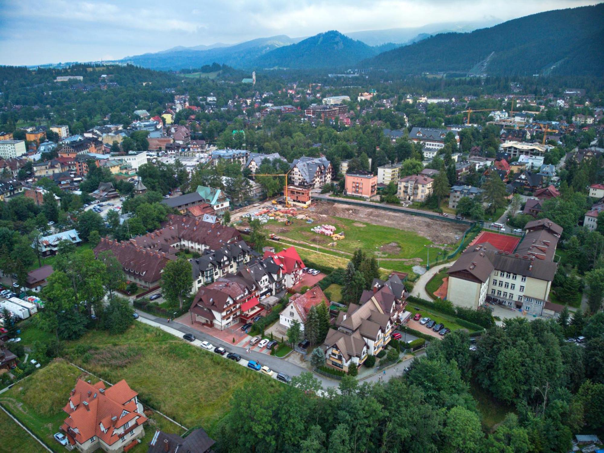 Dom Wolnostojacy Przy Krupowkach Z Duzym Tarasem, Ogrodem I Kominkiem! * Zakopane
